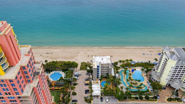 Building Photo - 2029 N Ocean Blvd