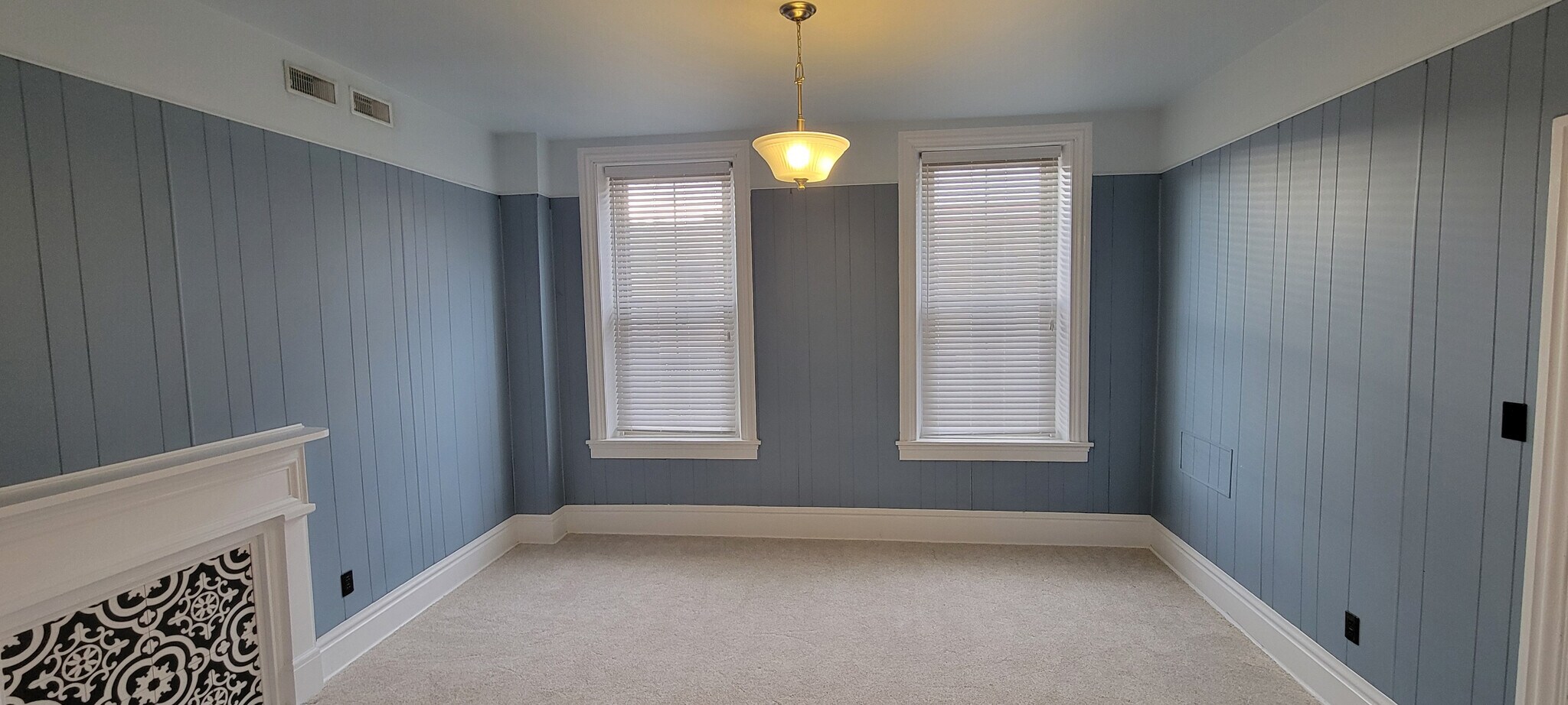 Building Photo - 22 N 2nd St