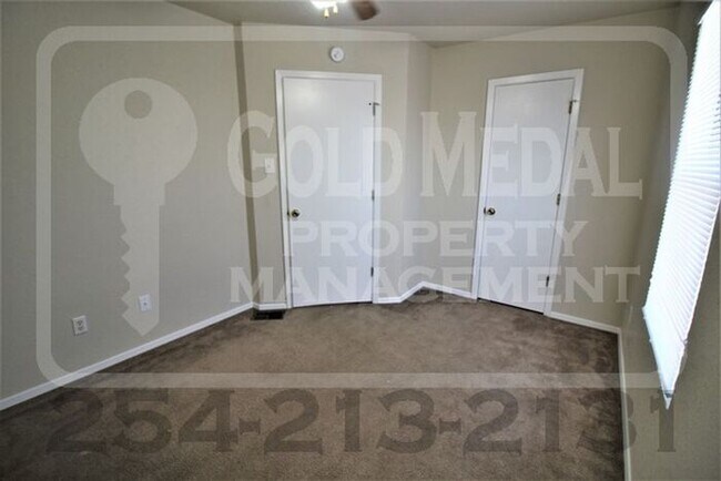 Building Photo - 1106 Leslie Cir