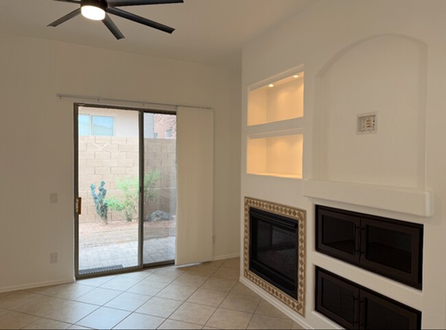 Building Photo - Gated community near Sabino Canyon/Tangue Verde