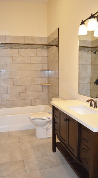 Building Photo - 8 Haswell St