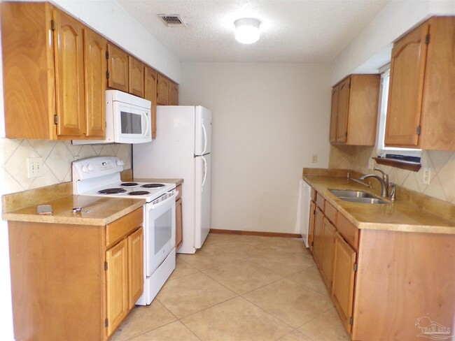 Building Photo - 8224 Tempest Dr