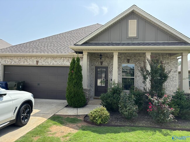 Primary Photo - 127 Princewater Dr