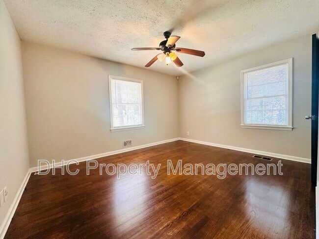 Building Photo - 3630 Boulder Park Dr SW