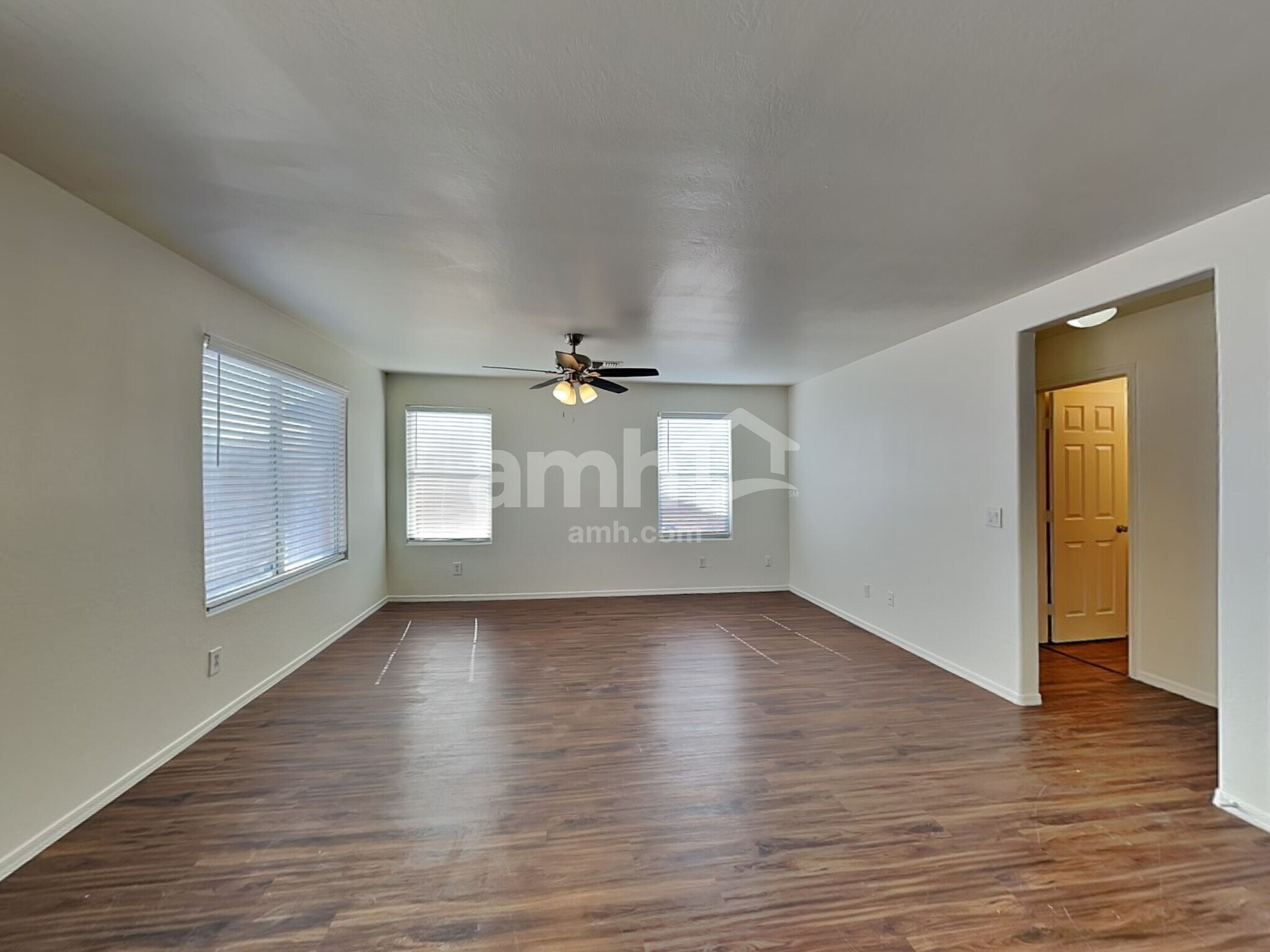 Building Photo - 6507 W Hughes Dr