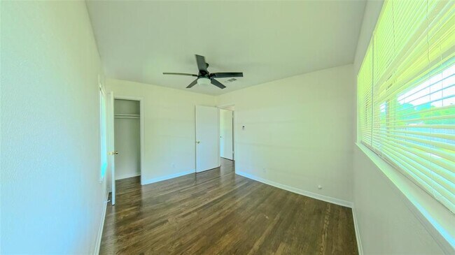 Building Photo - 4322 Tavenor Ln