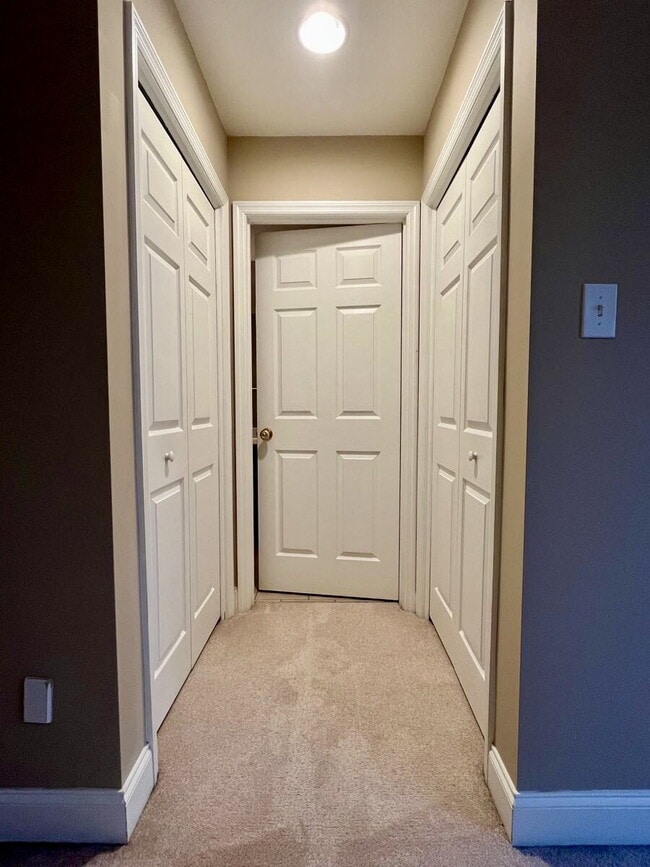 Building Photo - 4BR Home in Summer Rose with Two Primary Suites | 3,271 Sq Ft | Flexible Layout