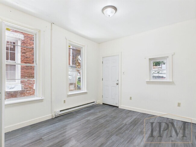 Building Photo - 1434 Swatara St