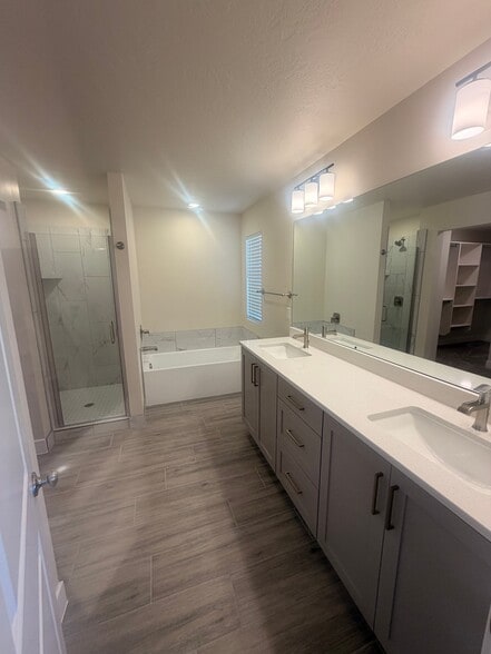 Building Photo - 51 S 4375 W
