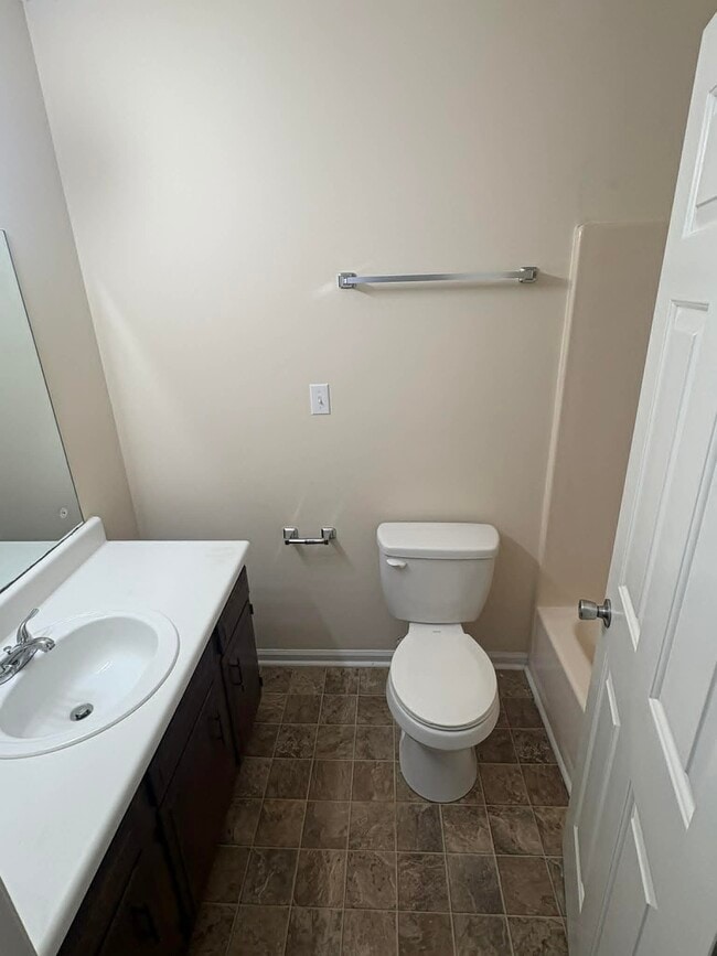 Building Photo - 1712 McGregor Ct