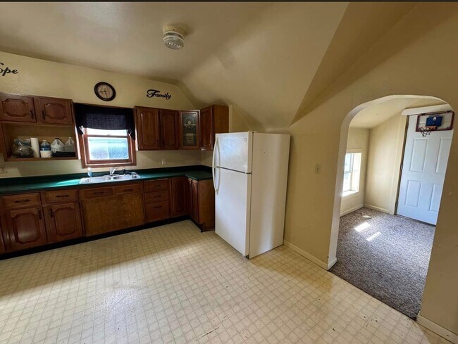 Building Photo - 319 South 20th Street