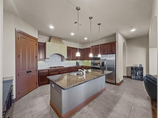 Building Photo - 555 Via Amalfi