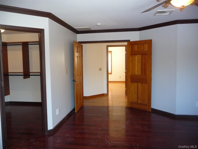 Building Photo - 49 Lane Gate Rd