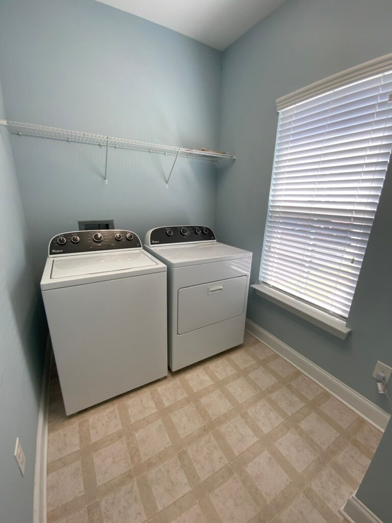 Laundry room - 10220 vanguard pkwy