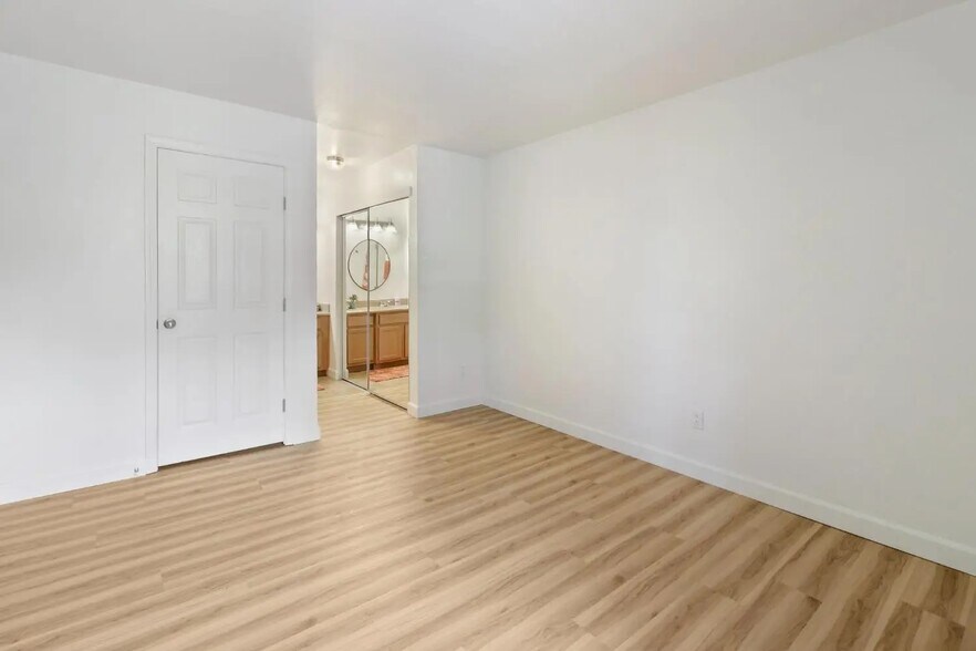 Building Photo - 3715 Tallyho Dr