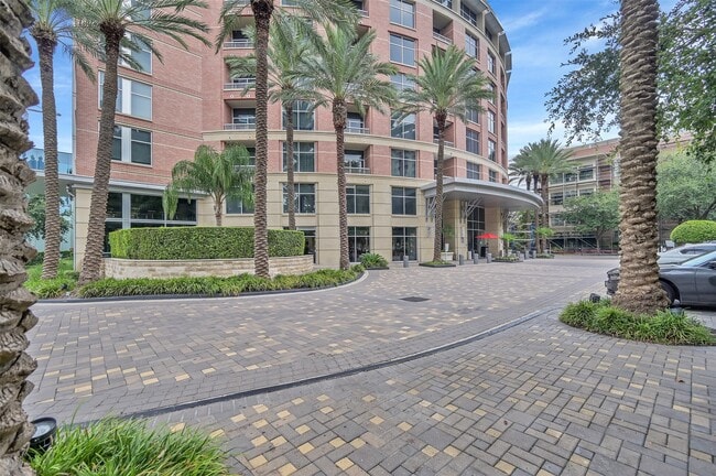 Building Photo - 1901 Post Oak Blvd