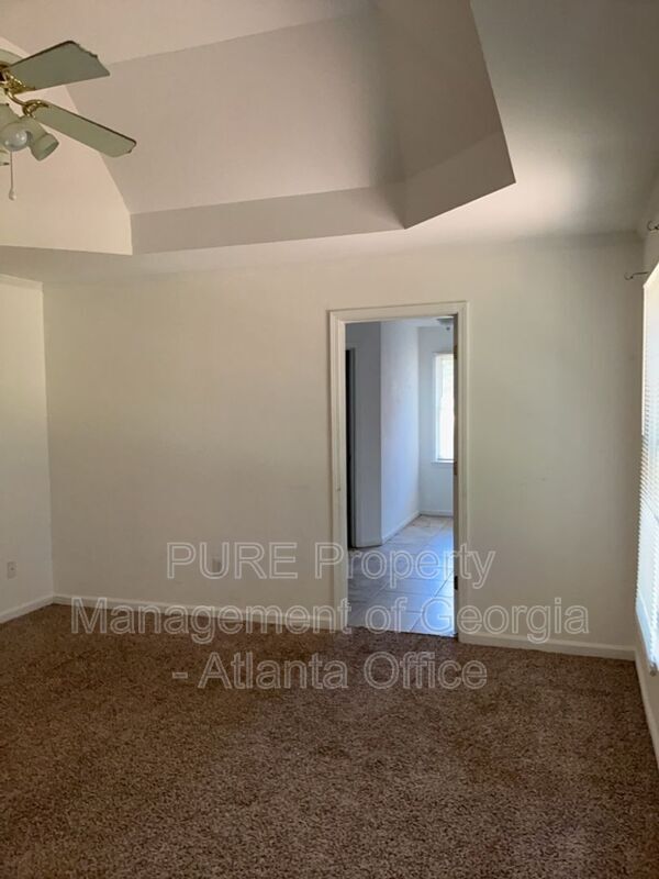 Building Photo - 909 Michael Lee Way