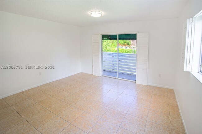 Building Photo - 14378 SW 96th Terrace