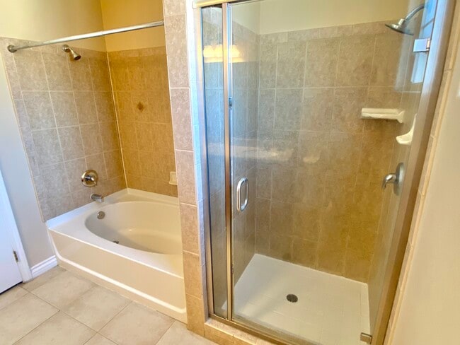 Building Photo - 15917 Sierra Vista Ct