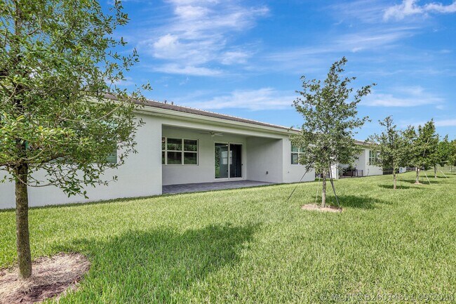 Building Photo - 11551 Viridian Blvd