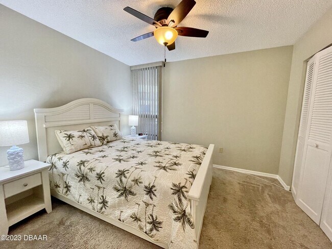 Building Photo - Furnished Oceanview 2 Bed, 2 Bath Condo – Available Now!