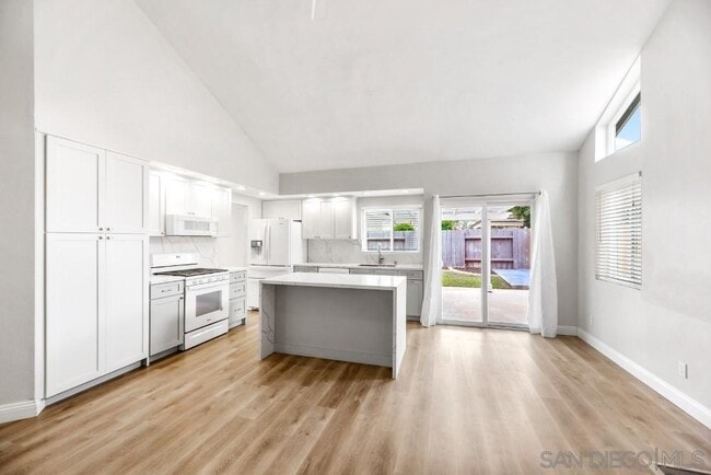 Building Photo - 14060 Pebble Brook Ln