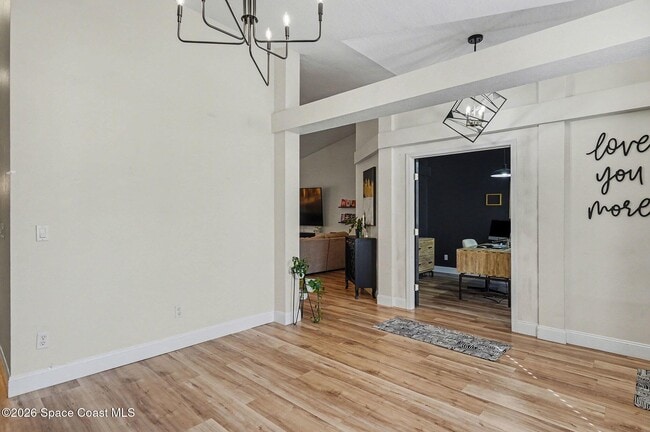 Building Photo - 4166 San Ysidro Way
