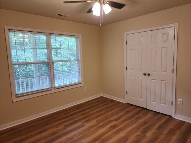 Building Photo - Beautiful 3 Bedroom 2 Bath  Rancher in New Kent!