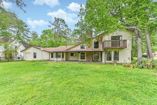 Building Photo - 16040 Dunes Dr