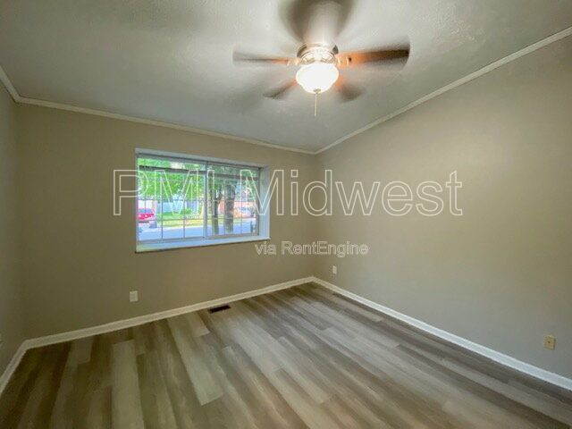 Building Photo - 1542 Creekside Ln