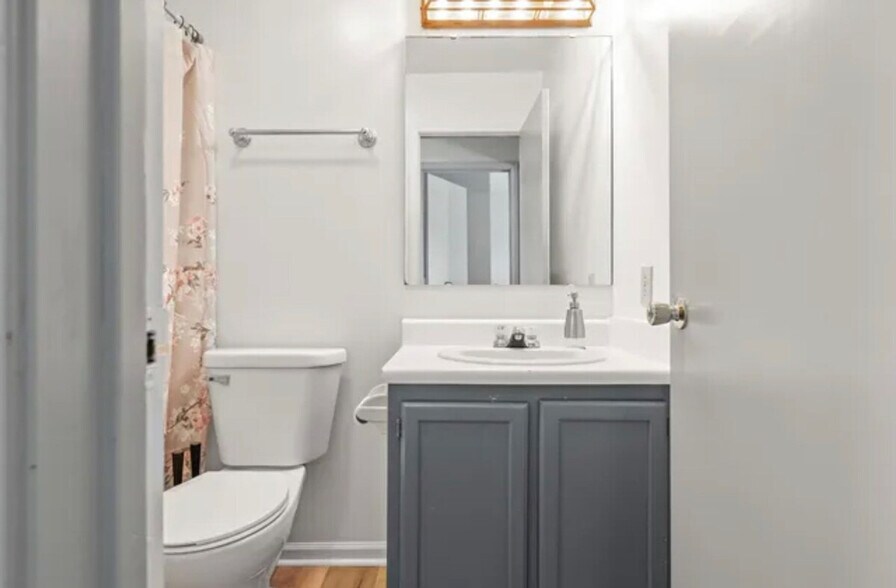 Building Photo - 8209 Parsley Ln