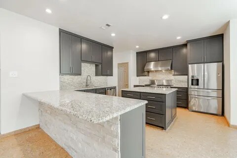 Building Photo - 300 Turtle Ct