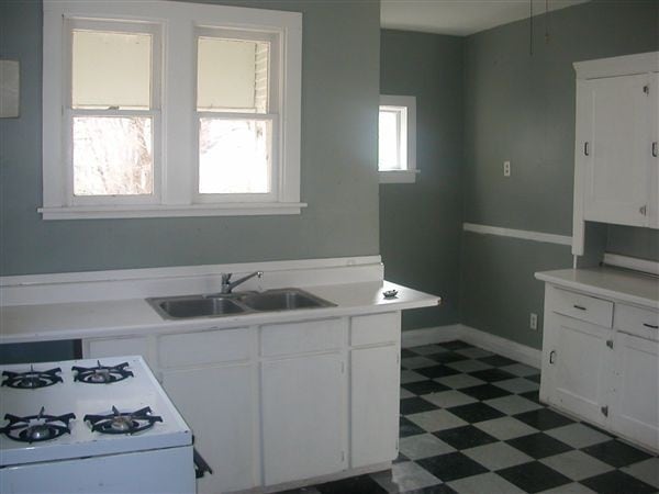 Building Photo - 5 br, 1.5 bath House - 46 Fuller Ave SE 46...