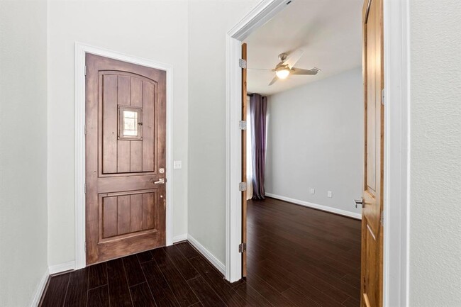 Building Photo - 4536 Berkman Dr