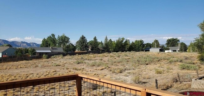 Building Photo - 2305 Pelota Dr
