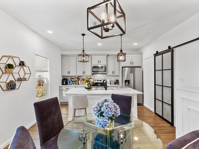 Building Photo - 3517 Mission St