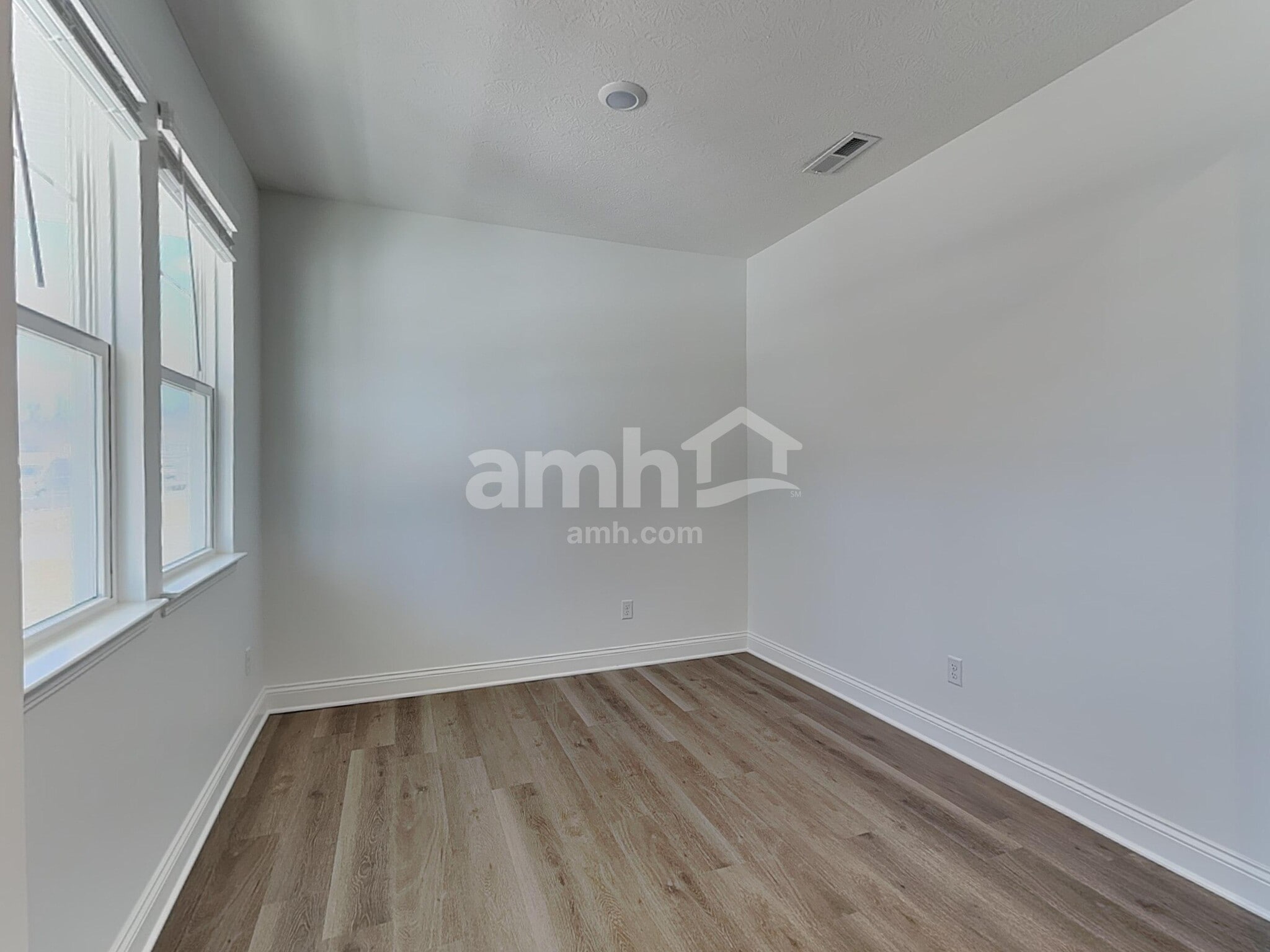 Building Photo - 228 Deanscroft Dr