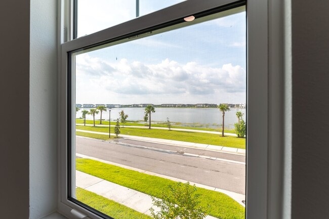 Building Photo - Brand New 3-Bed 2.5-Bath Town Home with La...