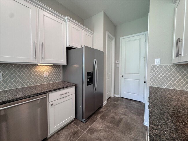 Building Photo - 231 Moon Dance Ct
