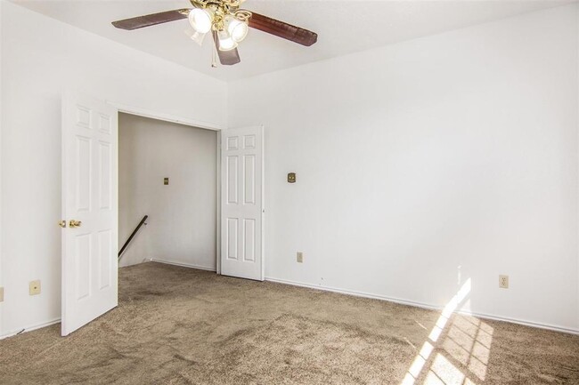 Building Photo - 8888 Benning Dr