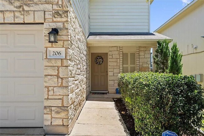 Building Photo - 206 Black