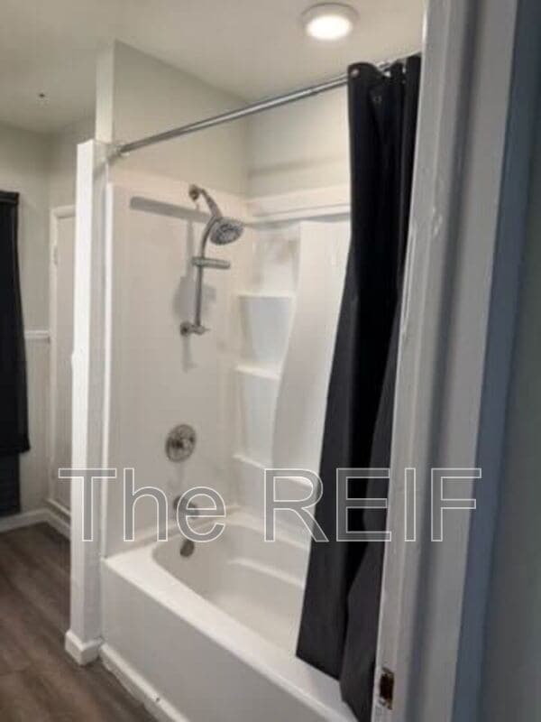 Building Photo - 1553 Illinois Ave