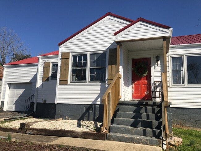 Building Photo - 3608 S Haven Rd