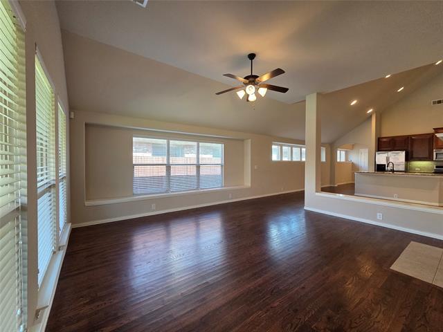 Building Photo - 9400 Jerico Dr