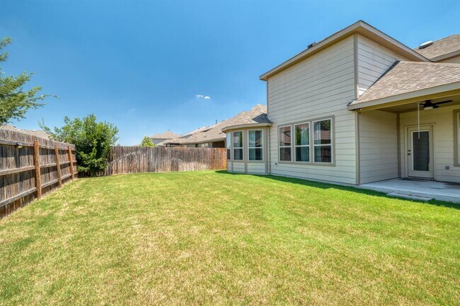 Building Photo - 17204 Calipatria Ln