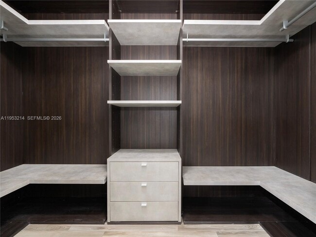 Building Photo - 801 S Miami Ave