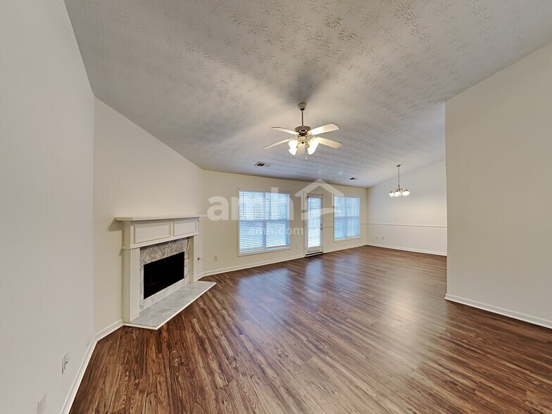 Building Photo - 3327 Freedom Lndg NW