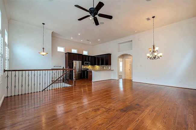 Building Photo - 5608 Kansas St