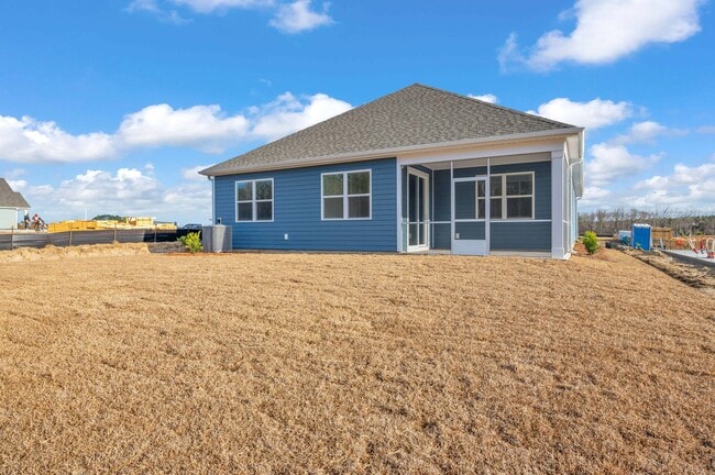 Building Photo - 514 Silky Oak Dr SE