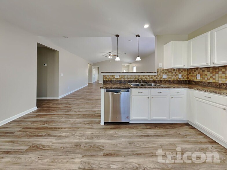 Building Photo - 149 Moores Creek Dr